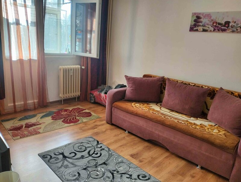 Brancoveanu, apartament 2 camere de vanzare.