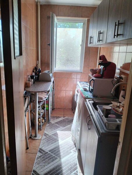 Brancoveanu, apartament 2 camere de vanzare.